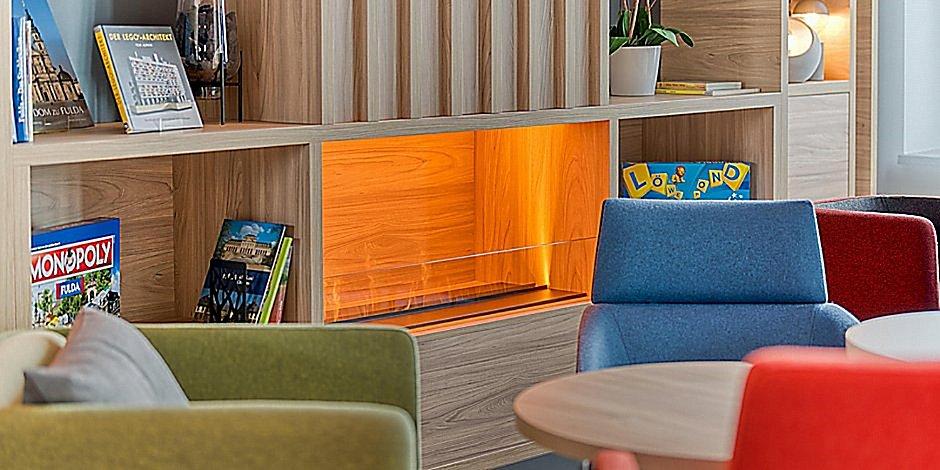 Holiday Inn Express Cambridge West - Cambourne By Ihg Exterior foto